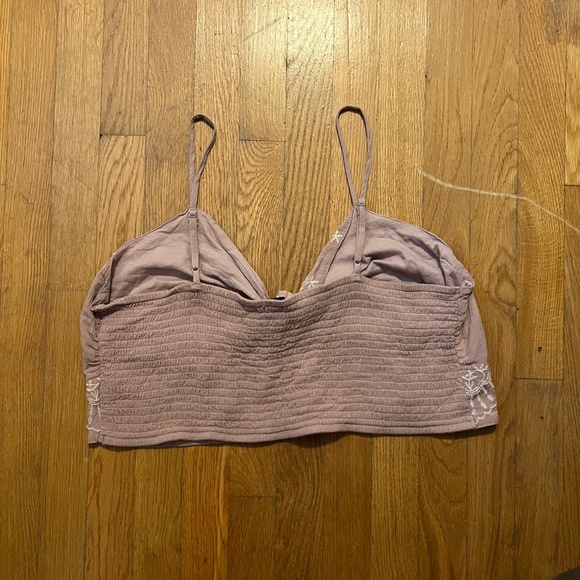 American Eagle Knotted Embroidered Tank - Picture 3 of 4